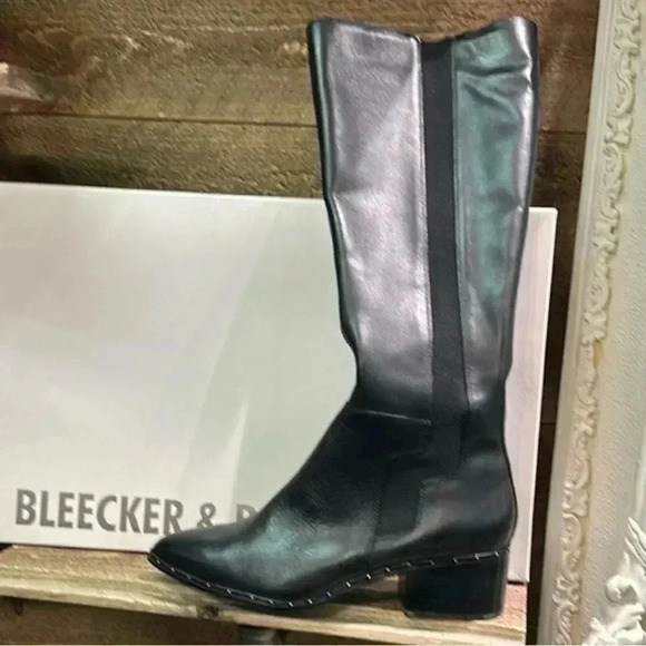 Bleecker & Bond Boots size 8, medium - Picture 1 of 9